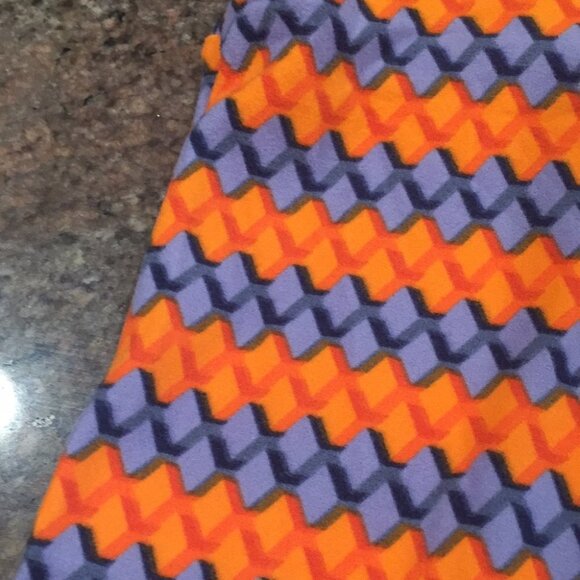 TC LuLaRoe Leggings DD41 4400 - Picture 2 of 3